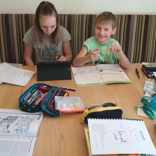 homeoffice Luca und Larissa