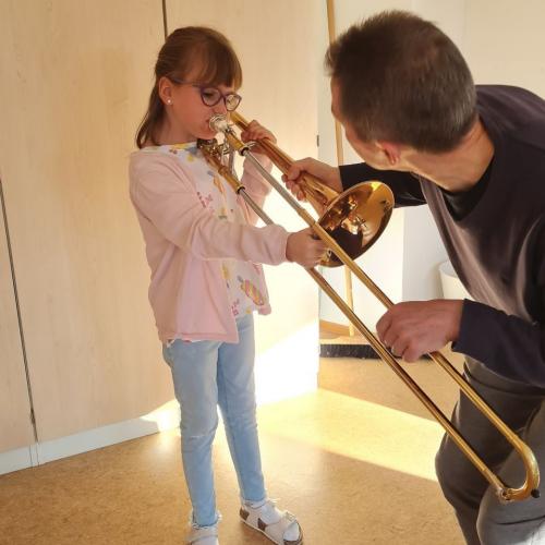 Instrumente für Bläserklasse