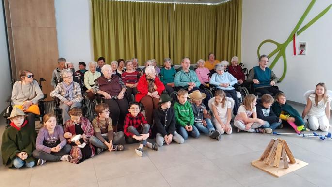 © VS Scheffau Krippenspiel im Altenwohnheim Söllandl